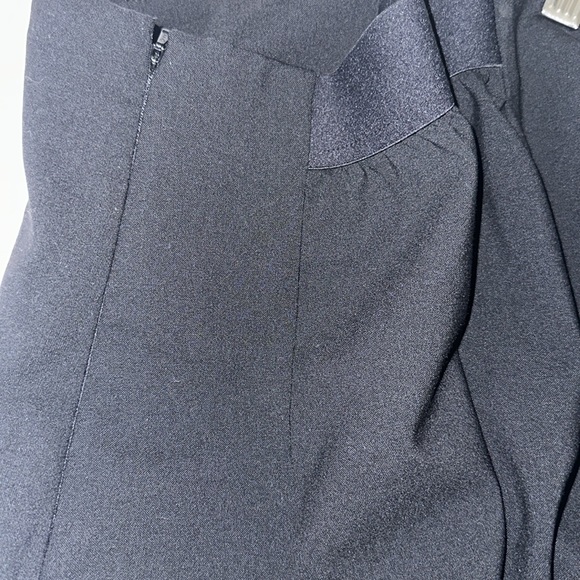 Babaton high waist pencil skirt in black - Picture 5 of 5